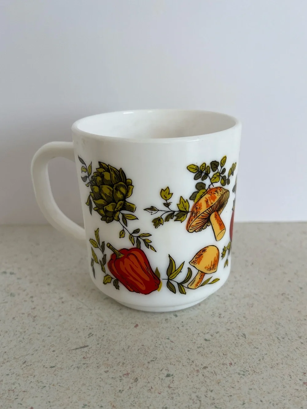 Arcopal France Mushrooms Milk Glass Mug Vegetables Onions Tomato Vintage 8oz Cup